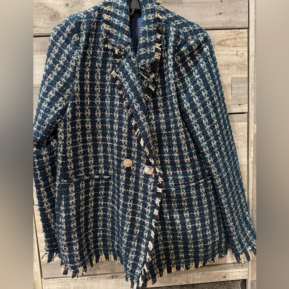 Beautiful Aqua tweed blazer with fringe detail hem! Size M! Worn once!
